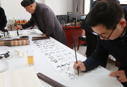 商丘市老年詩詞學(xué)會(huì)舉行迎春書畫聯(lián)誼筆會(huì)
