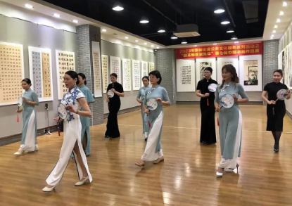 群芳翰墨展風(fēng)華！第七屆巾幗書畫作品展正式開展~
