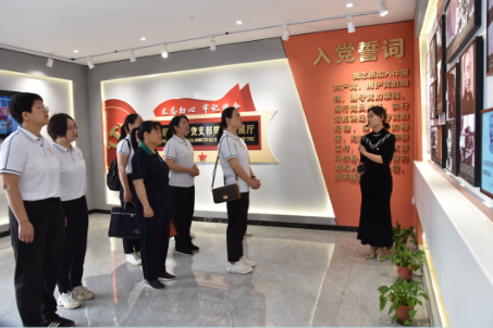 雙峰縣婦聯(lián)的這場(chǎng)主題黨日活動(dòng)走“心”又走“實(shí)”