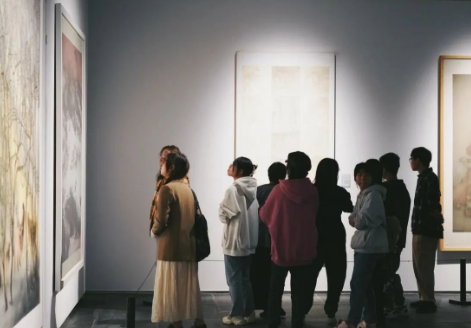 “源·流——湖南工筆畫(huà)70年”展覽在湖南美術(shù)館開(kāi)幕
